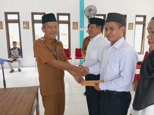 Read more about the article Pelantikan dan Pengukuhan Bumdes Manis Permai Desa Limau Manis