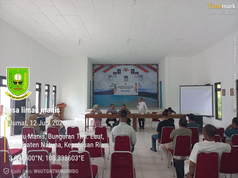 Read more about the article Penyuluhan Hukum Oleh Polres dan dinas pemberdayaan perempuan dan perlindungan anak Tentang Kenakalan Remaja di Desa Limau Manis